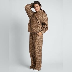 Comfrt Leopard Print Hoodie and Pants Set. Brand new, in packaging!